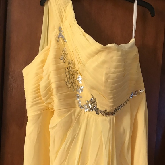 yellow goddess dress